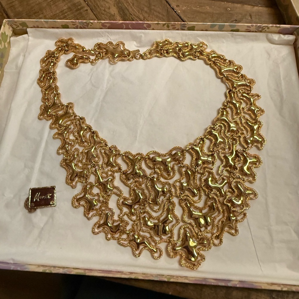 Monet 1970’s Gold Tone Architectural Necklace